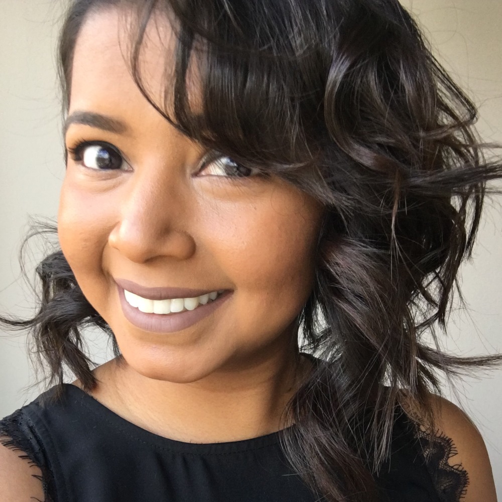 Meet your Posher, Sabina